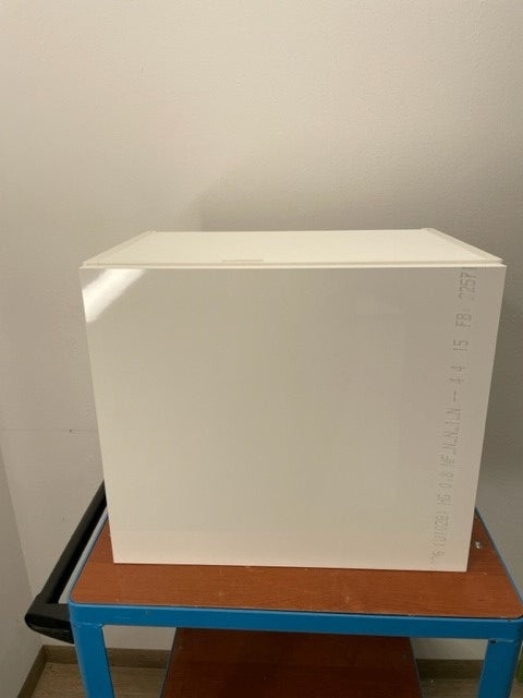Hängeschrank Esche - Massivholzmöbel Tischlerei Dresden Hängeschrank Esche - Massivholzmöbel Tischlerei Dresden